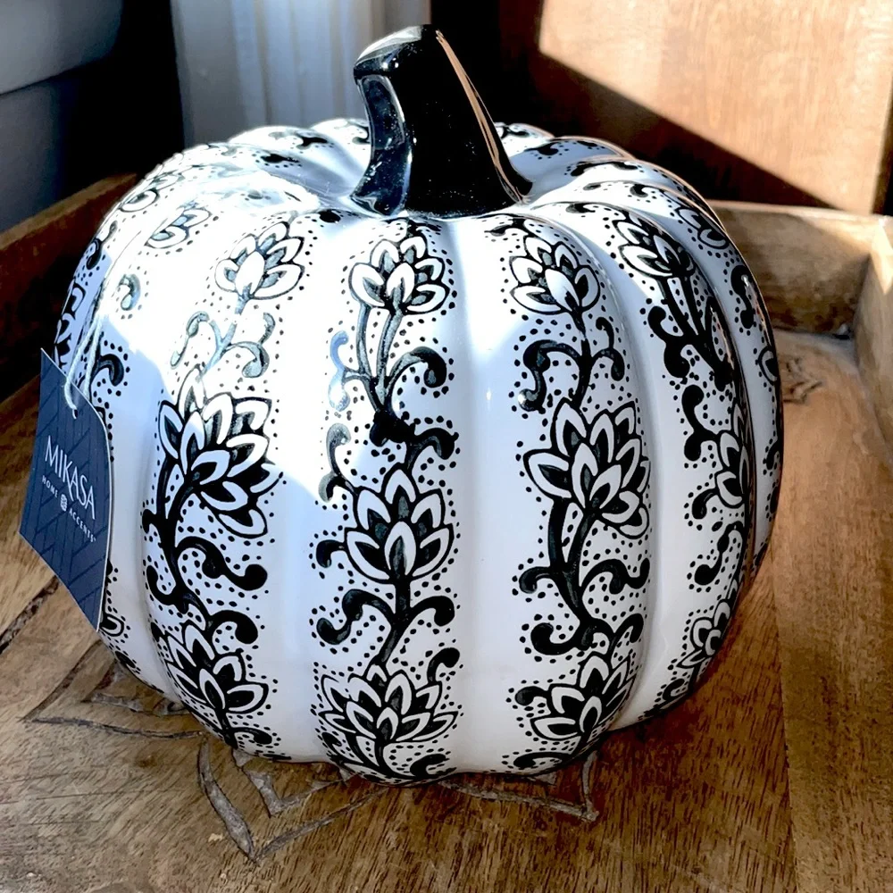 🍁HPx3🍁Black & White Boho Chic Ceramic Pumpkin Decor! NWT - Picture 8 of 16